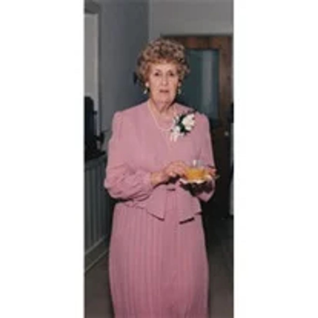 Evelyn Sims Profile Photo