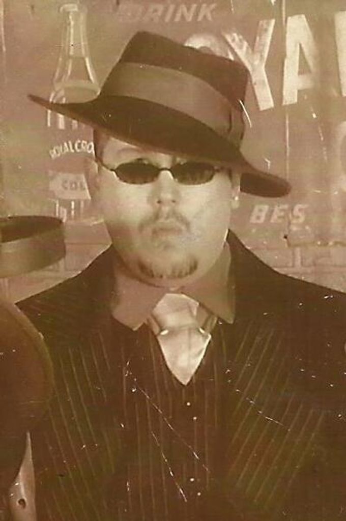 Justin Eric Torres Profile Photo