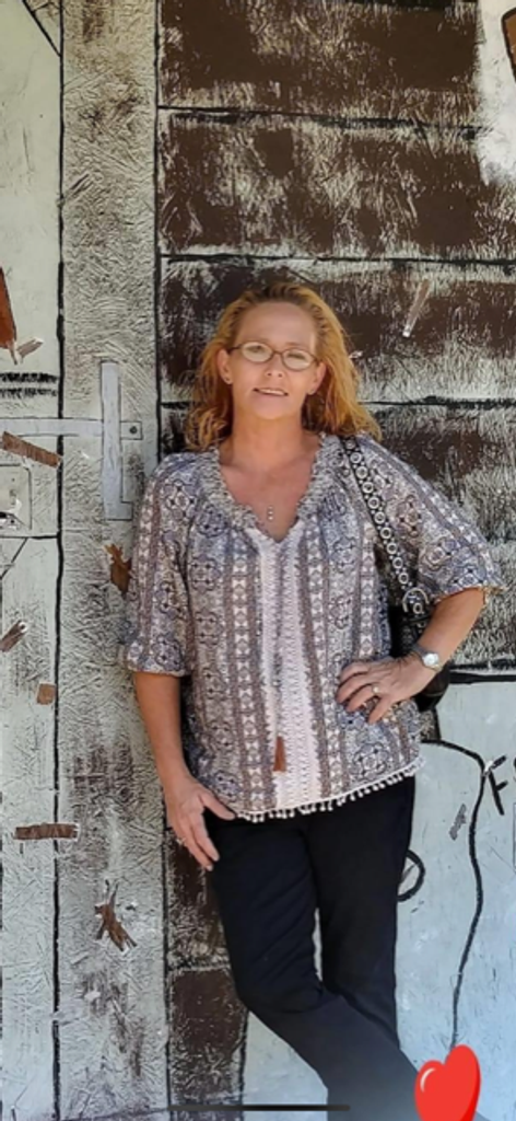 Rebecca Lynn Jones Profile Photo