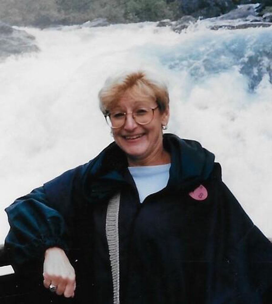 Marianne (Kucharski) Page Profile Photo