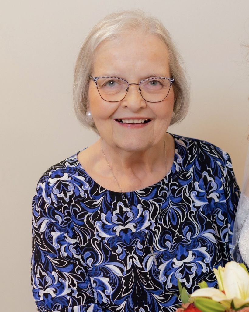 Sue Fletcher Profile Photo