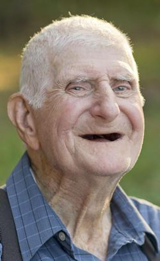 Chester Wade Logsdon