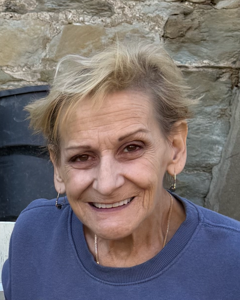 Roselynn Schutzeus Profile Photo