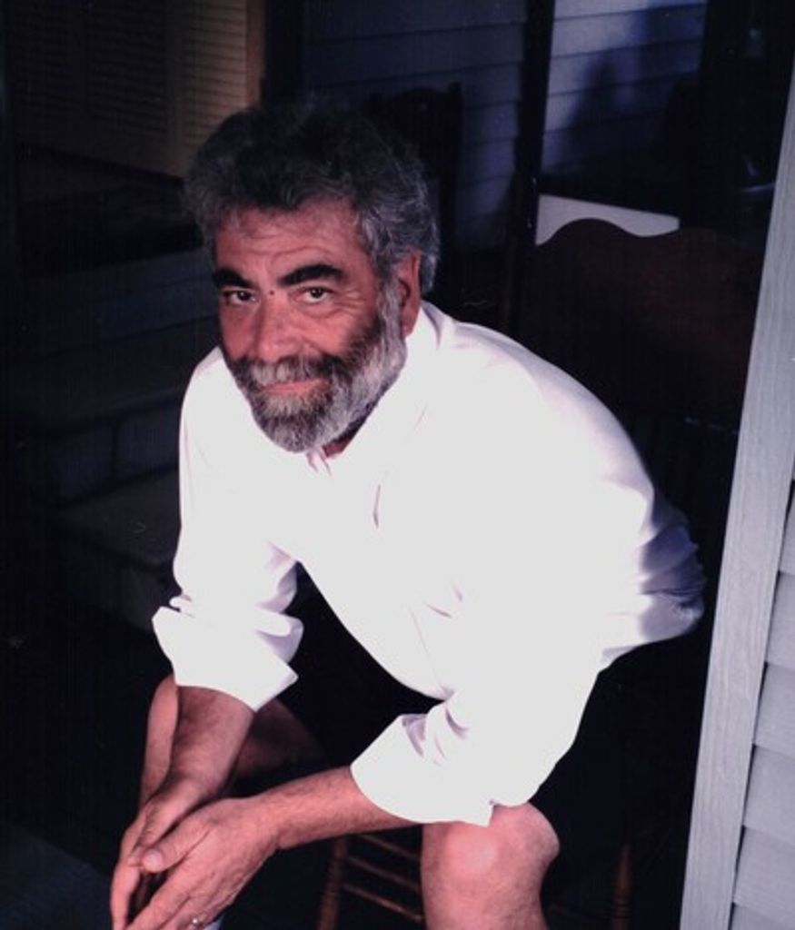 Robert Henry Varas Profile Photo