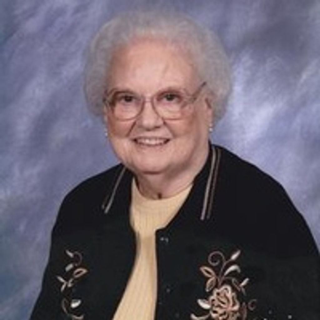 Billie "Ma-Maw" Roberson Linens