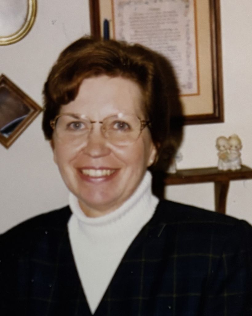 Joyce Oezer Profile Photo