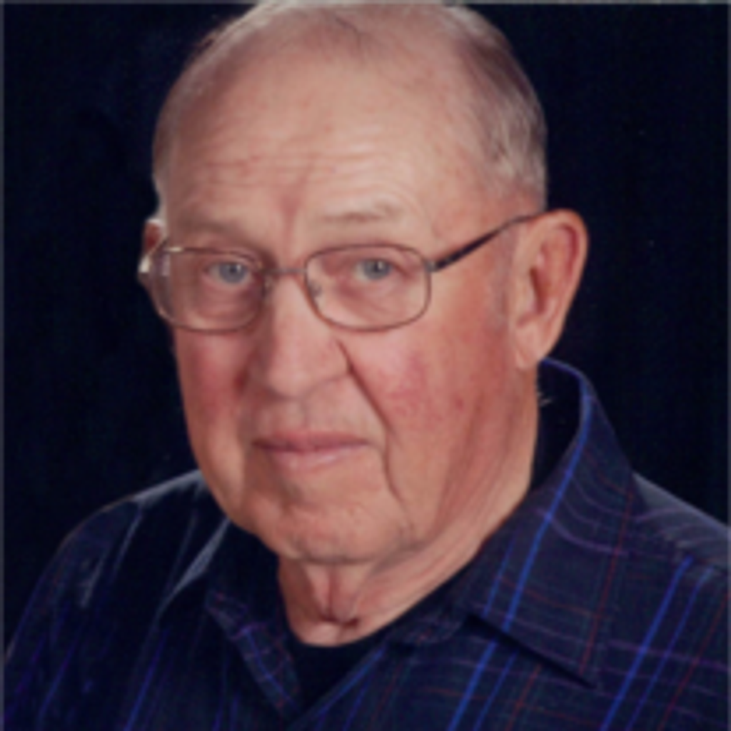Vernon W. Helle Profile Photo