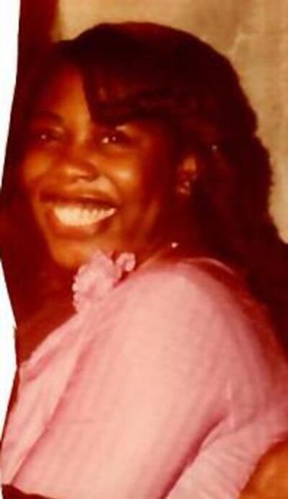 Velma Robinson Profile Photo