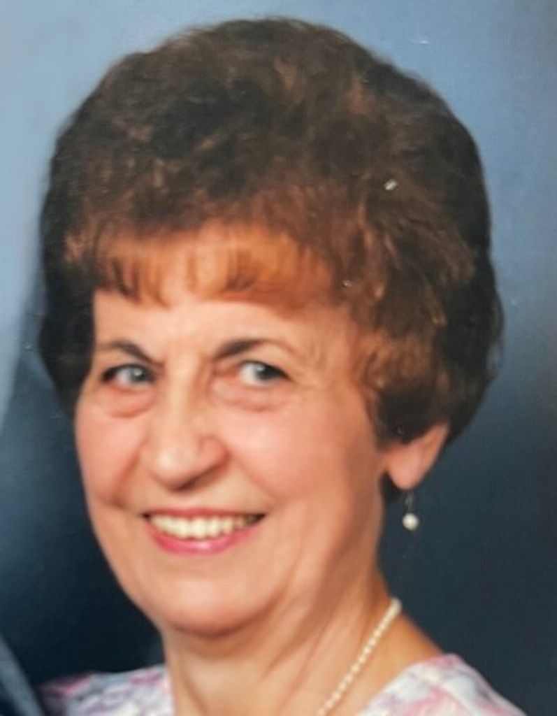 Dolores E. Lee Profile Photo