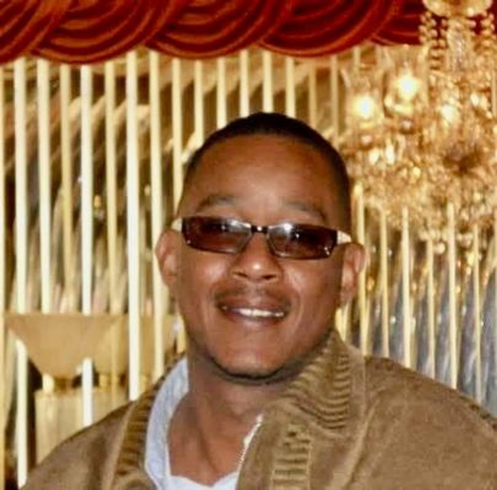 Alex Douglas Palmer Profile Photo