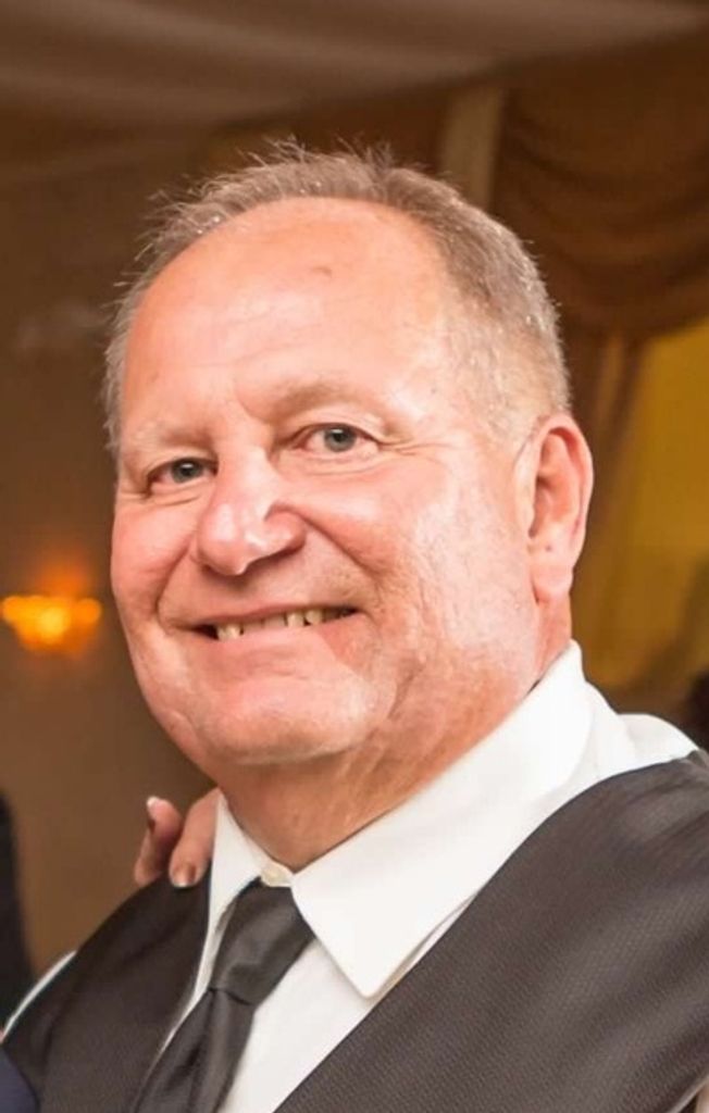 Thomas Michael Lipchinsky Profile Photo