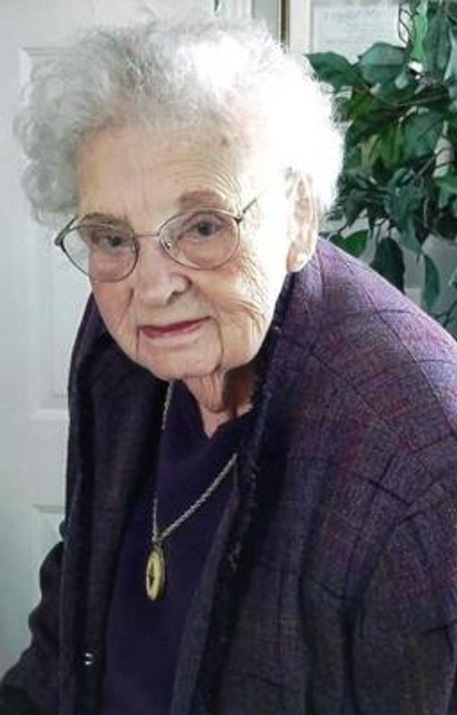 Esther Louise Fox Profile Photo