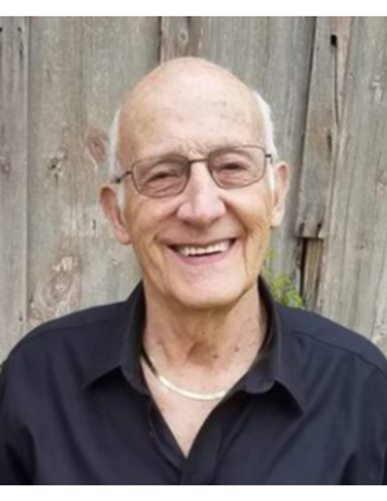 Gilbert L. "Gil" Saunders