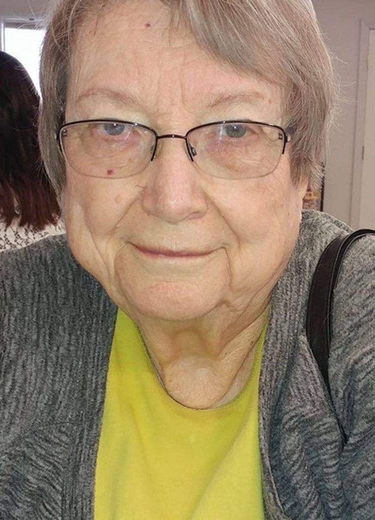 Carolyn Lamb Profile Photo