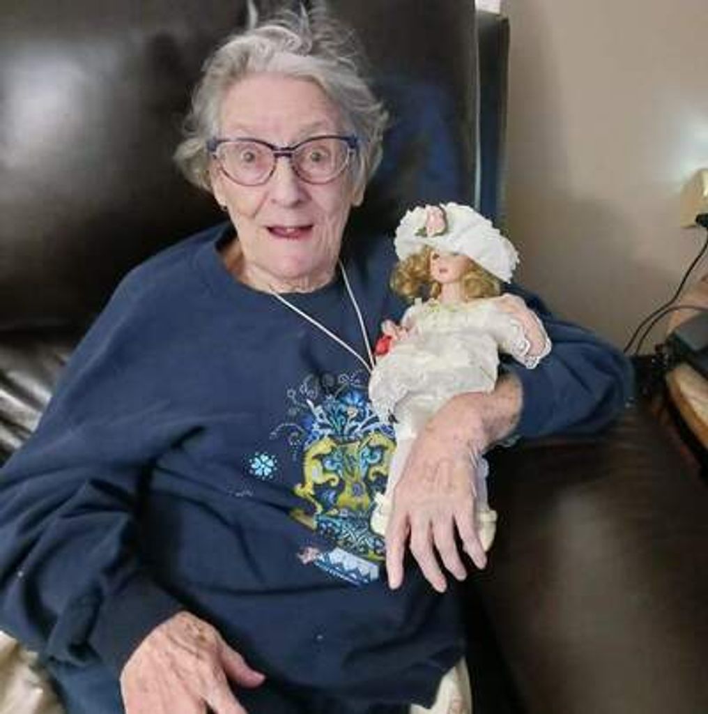Edwina Jackie Cozart Profile Photo