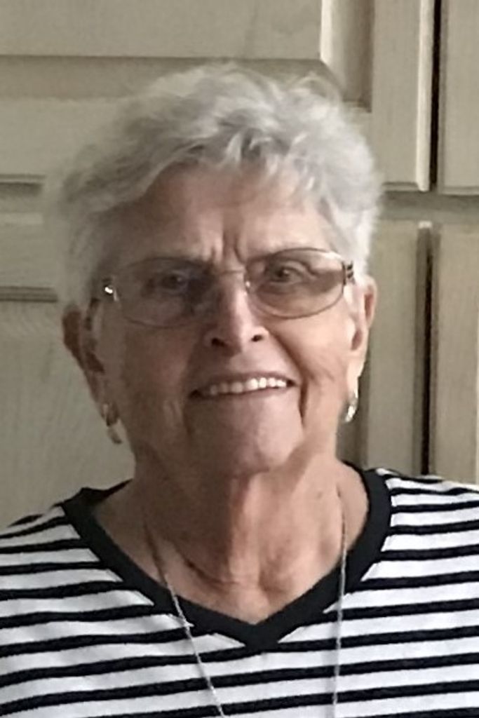 Lynelle Daniel White