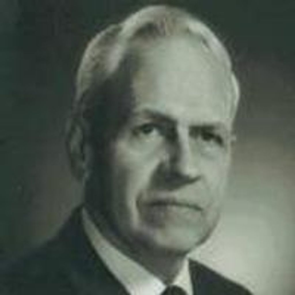 Wayne  Sumner Lyon