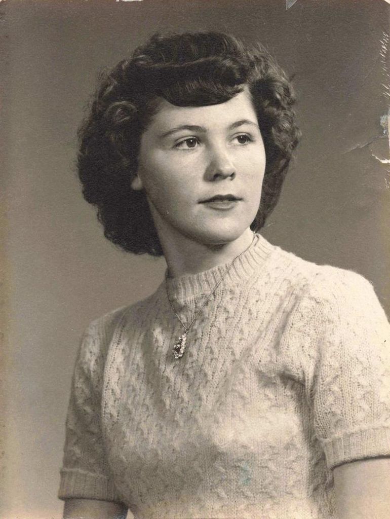 Lola Lott Blevins Profile Photo