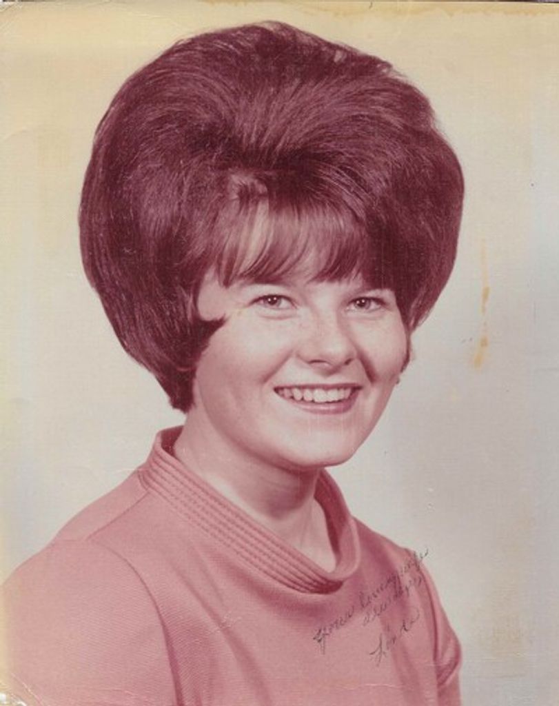 Linda Lee Walker