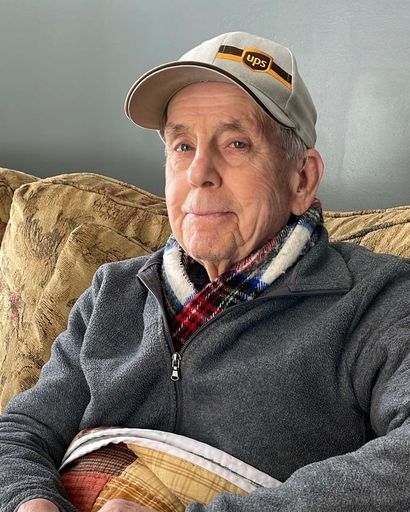 Raymond Monroe Davis's obituary image