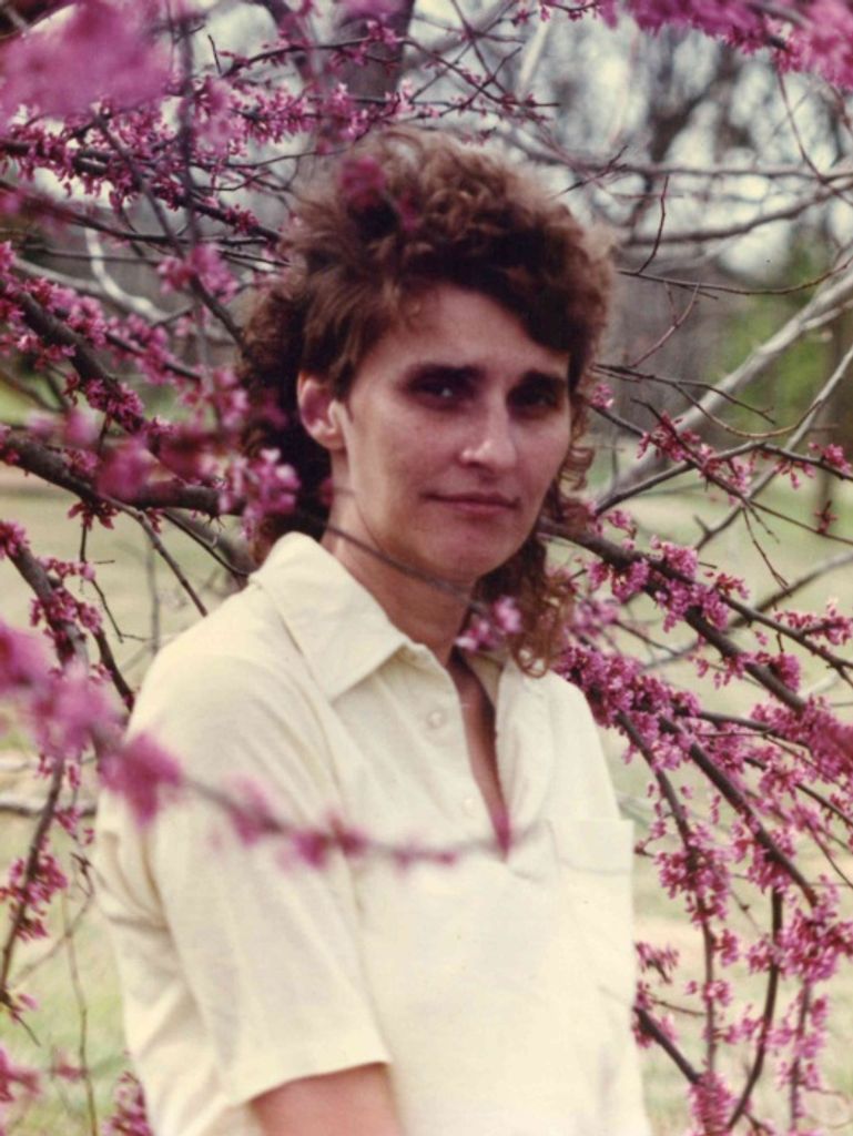 Deidra "Dee" Jo Byndom
