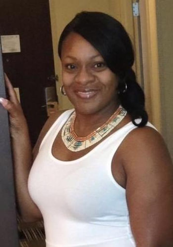 Lenza M Leggett Profile Photo