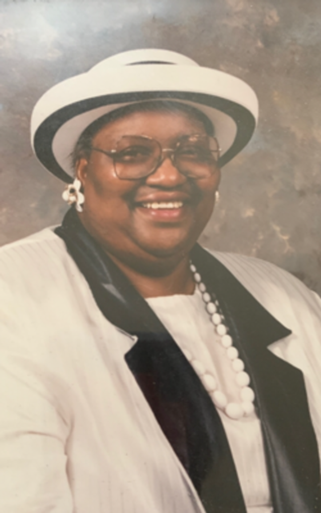Ms. Susie Moore Profile Photo