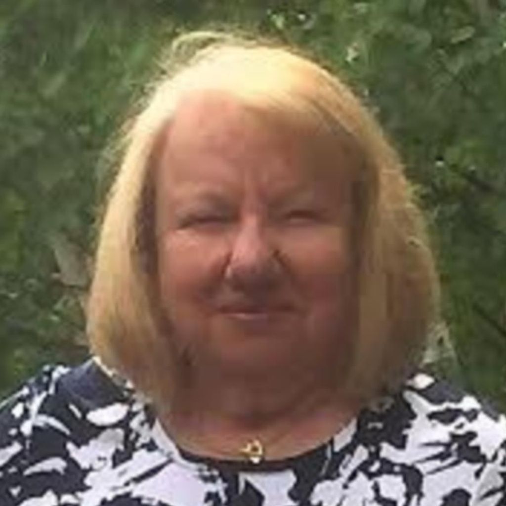 Jenny (Levent) Ahtof Profile Photo
