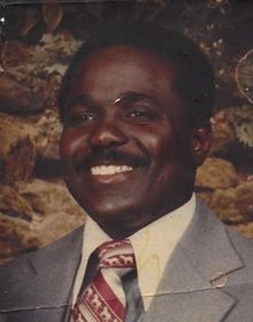 Mr James Roberts