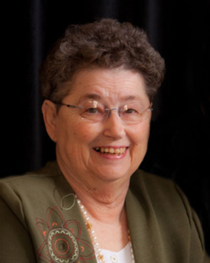 Mary Esther Chris