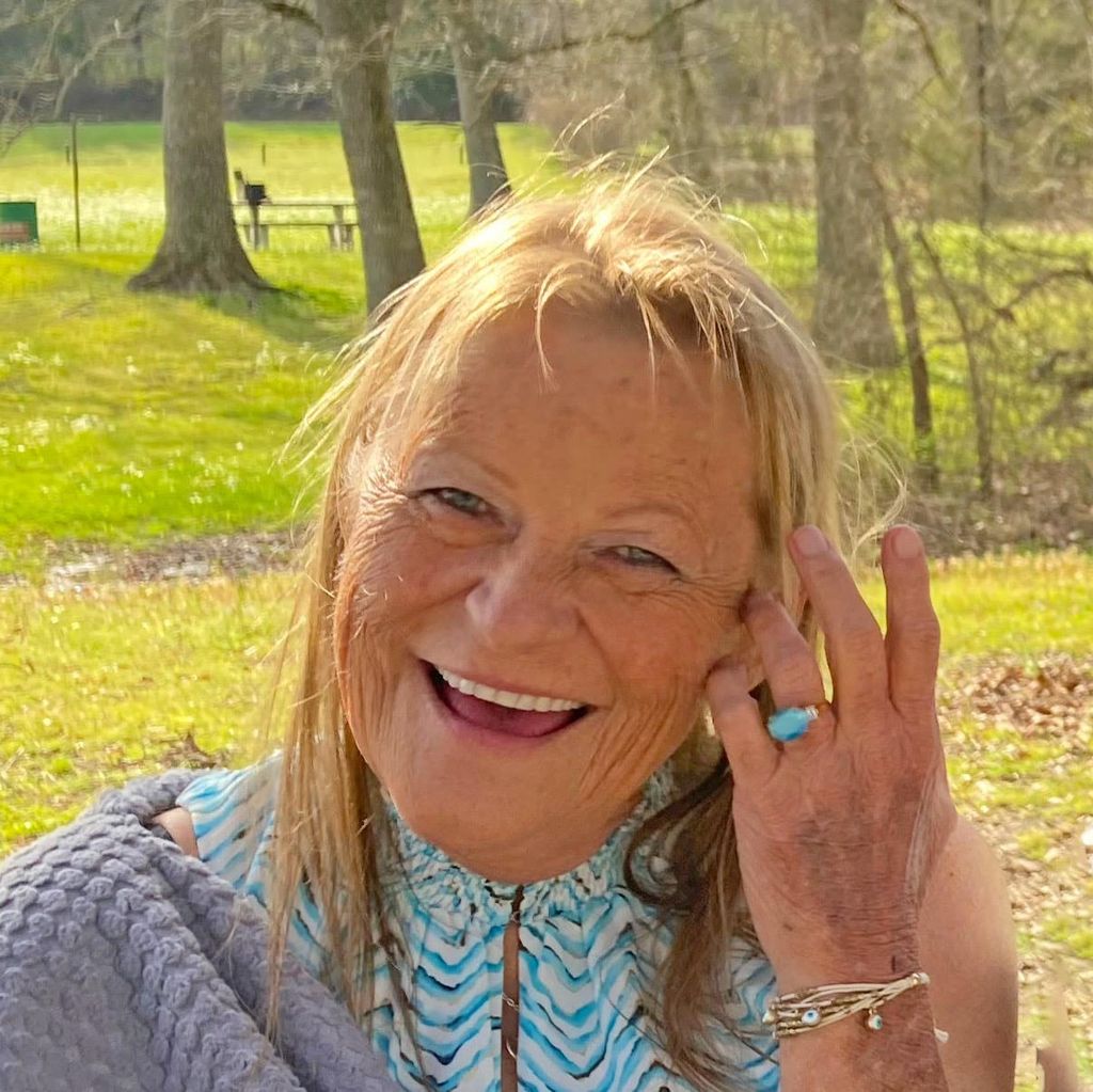 Stella Mae Vaillancourt Profile Photo
