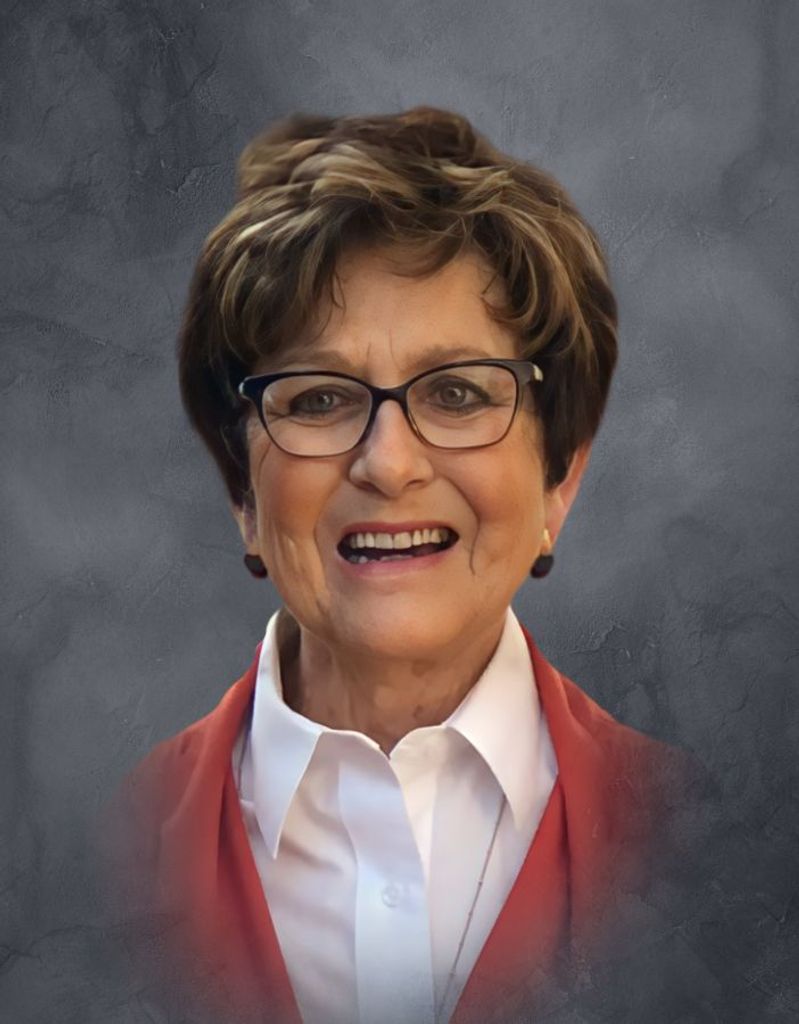 Elaine  Jo  Gunderson