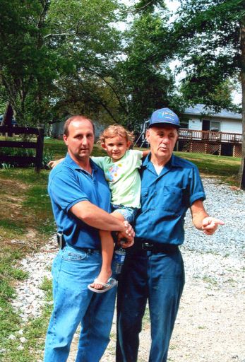 Hobert Morgan photo gallery thumbnail 14 of 43