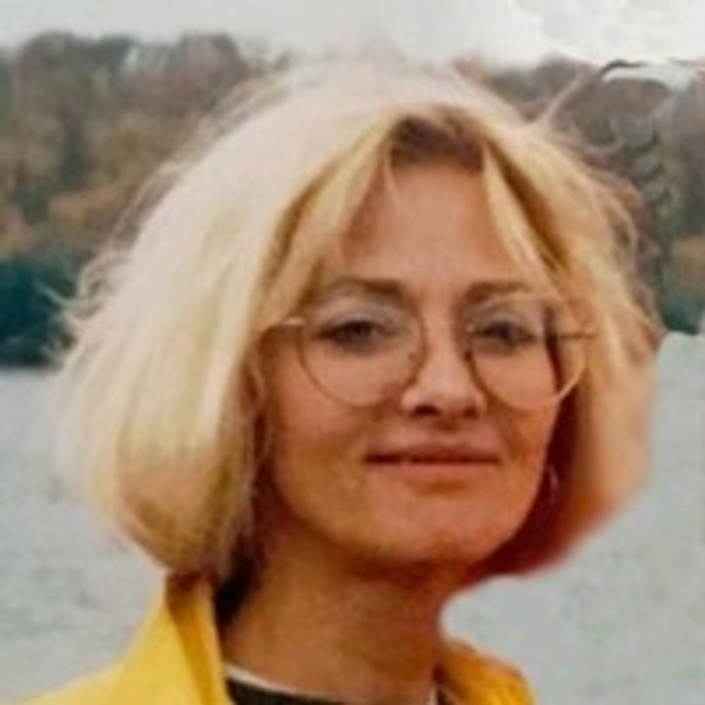 Diana  L. (Lude)  Sommer