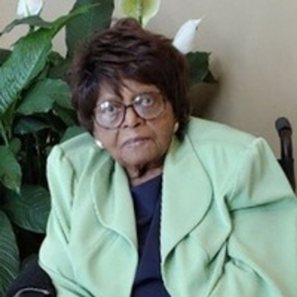 Emma Lee Snead