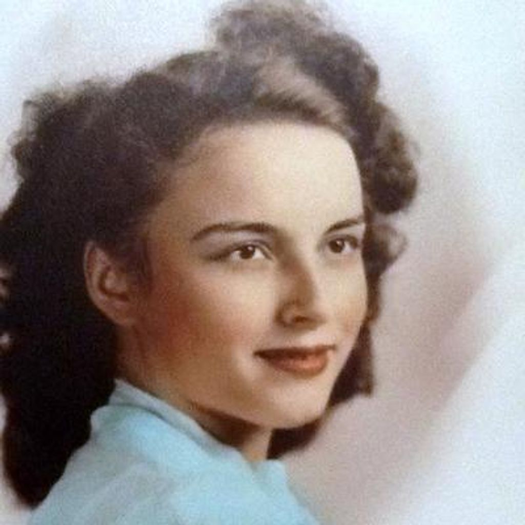 Sarah Frances Anderson Profile Photo
