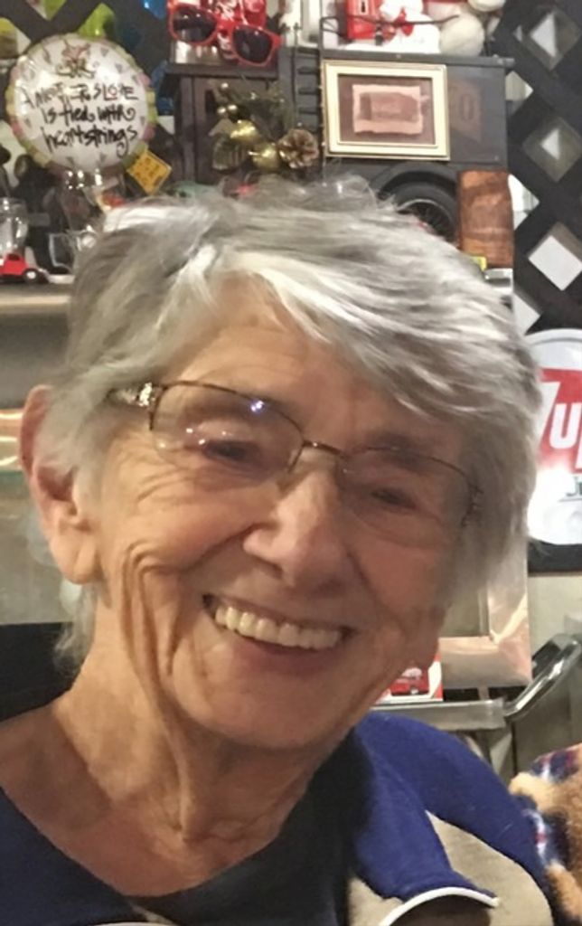 Evelyn "Darlene" Vigre Profile Photo