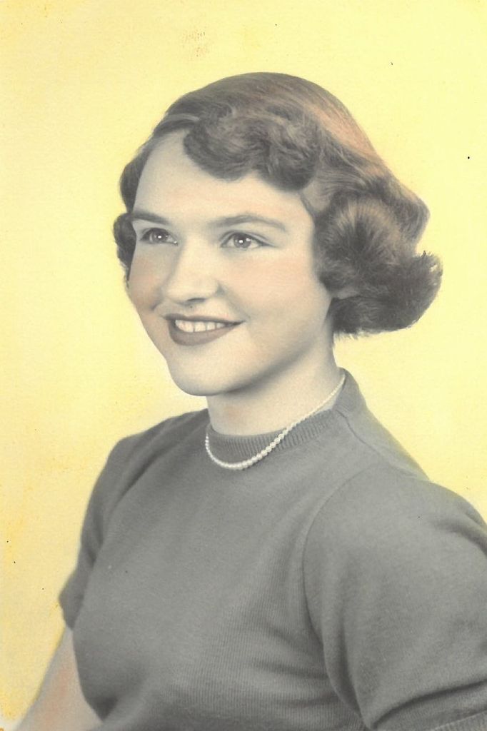 Lois Elizabeth Winzenburg