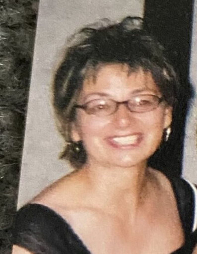 Madonna Elana Esposito