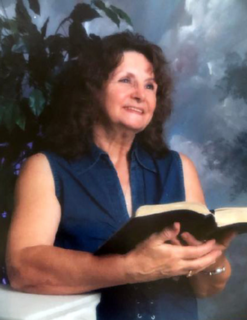 Phyllis Renia (Williams) Davison