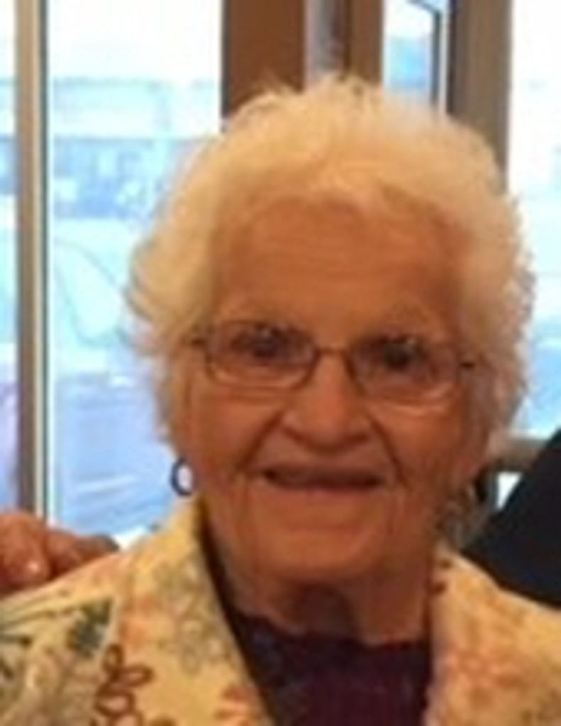 Alice Mae (Lab) Oravetz