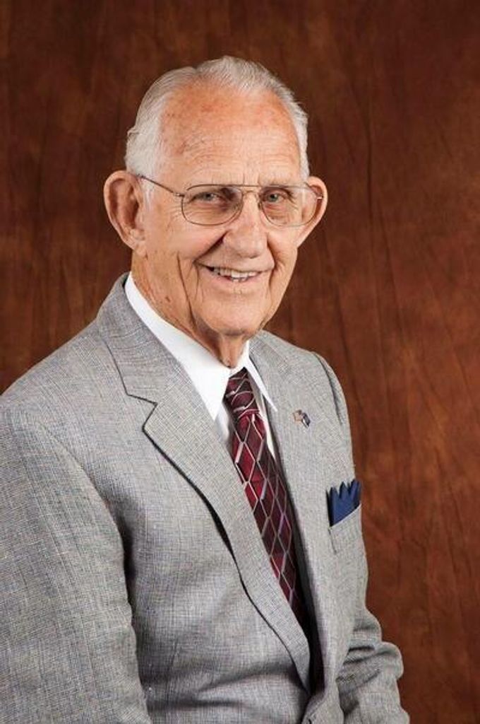 Dr. Morris L. Cloud Profile Photo