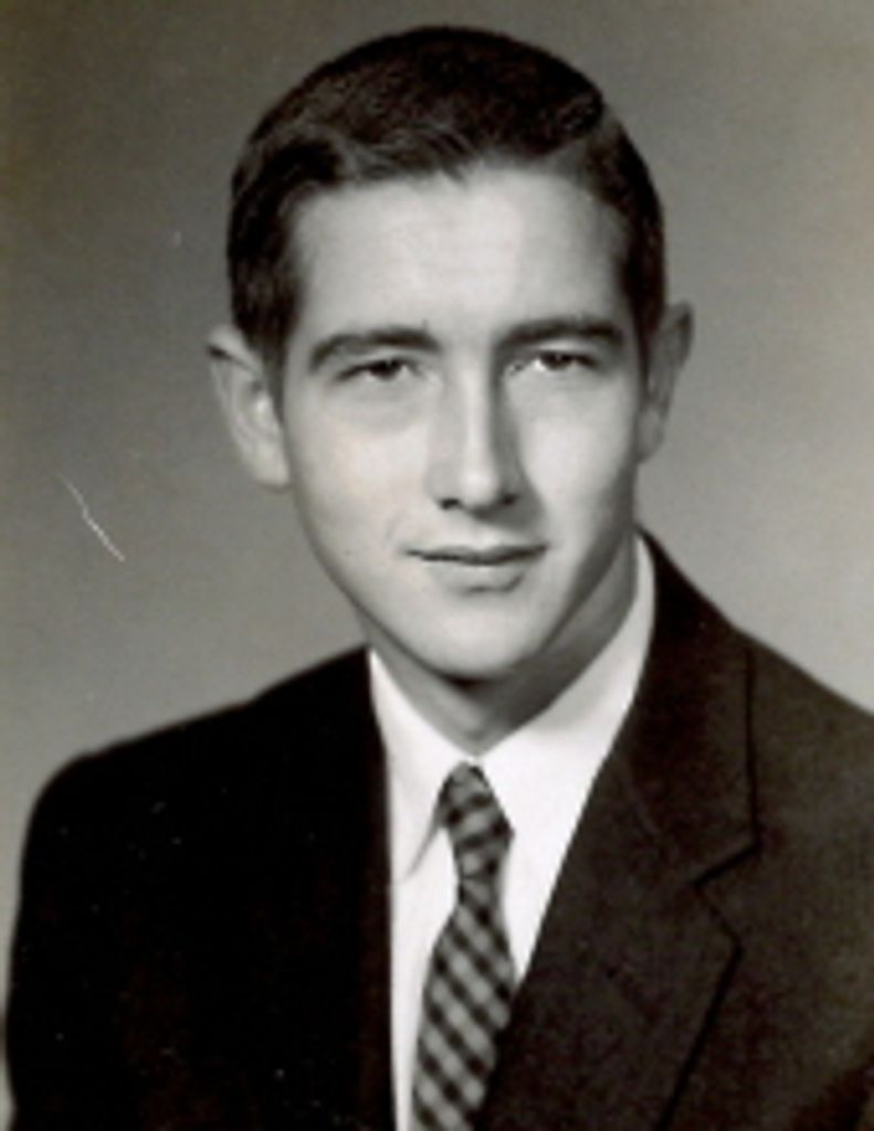 Aldine "Buck Tapley Jr.