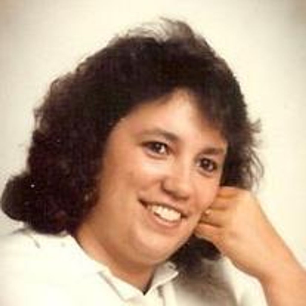 Lynne  Rae Gardner Profile Photo