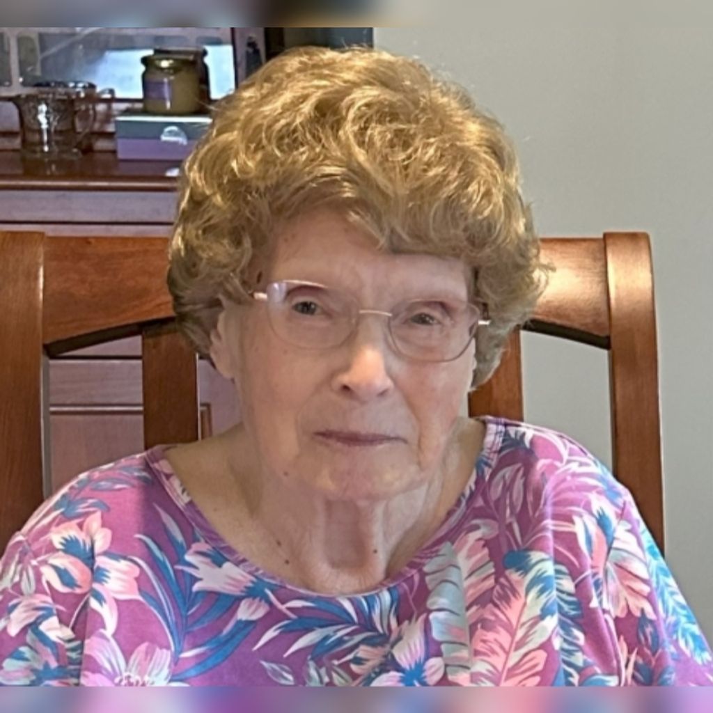 Elizabeth Jean Peterson Profile Photo