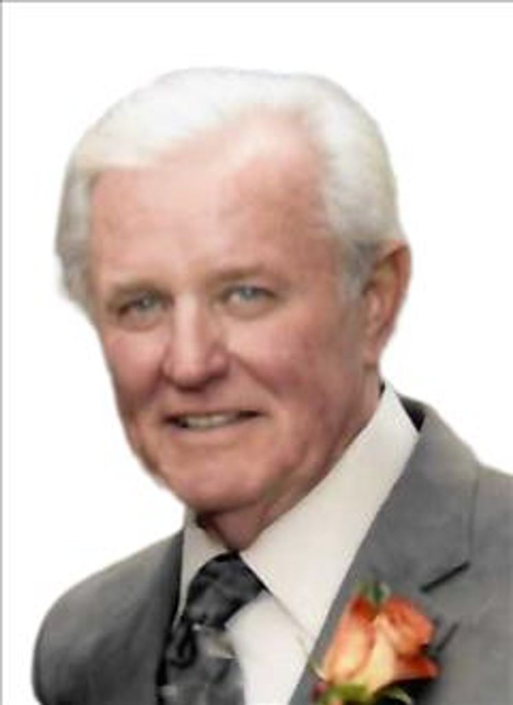 Robert James Owen Profile Photo