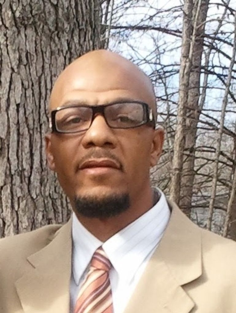 James Otis Thomas, Sr. Profile Photo