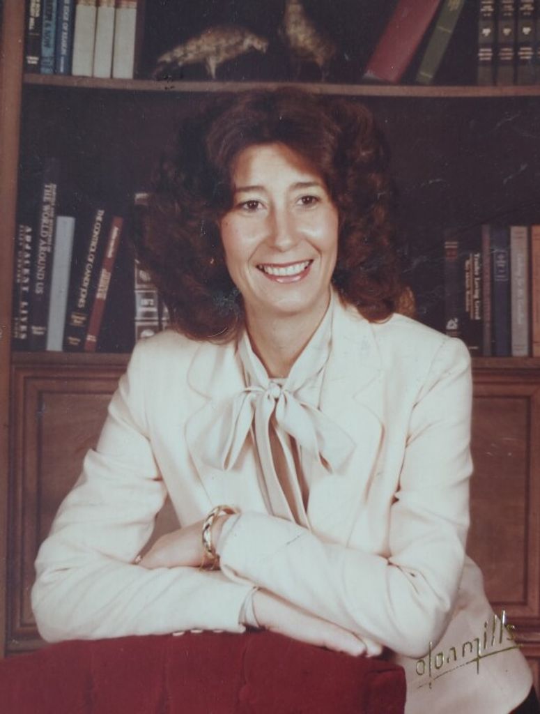 Donna Spade Rose Profile Photo