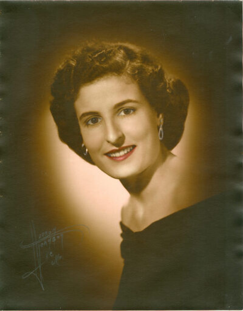 Frances Montaleone Profile Photo