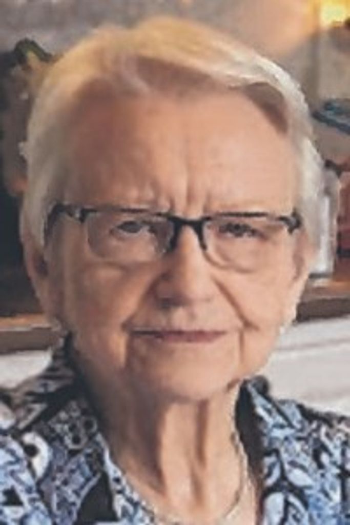 Marilyn Comley Profile Photo